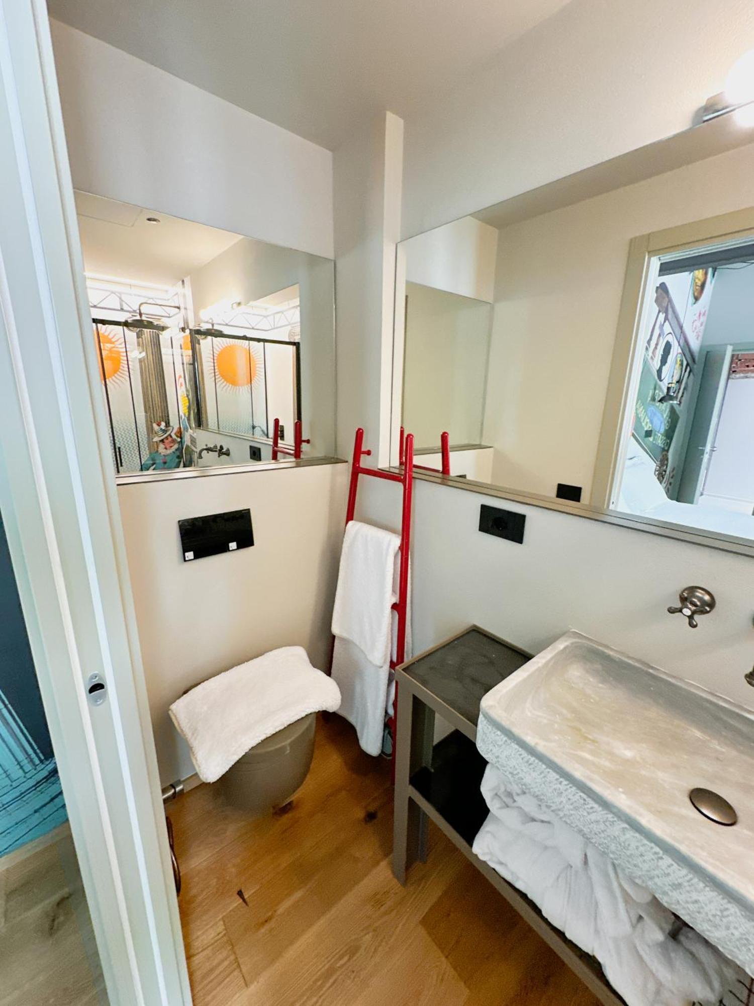 Pietrasanta Ai Teatri Bed & Breakfast ภายนอก รูปภาพ