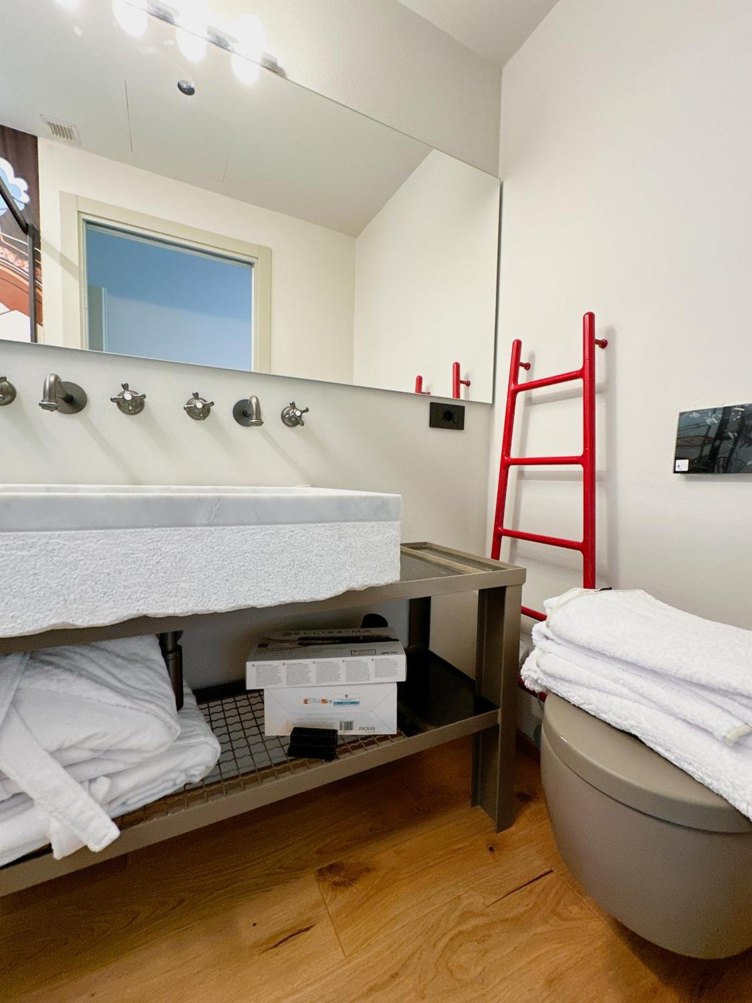 Pietrasanta Ai Teatri Bed & Breakfast ภายนอก รูปภาพ