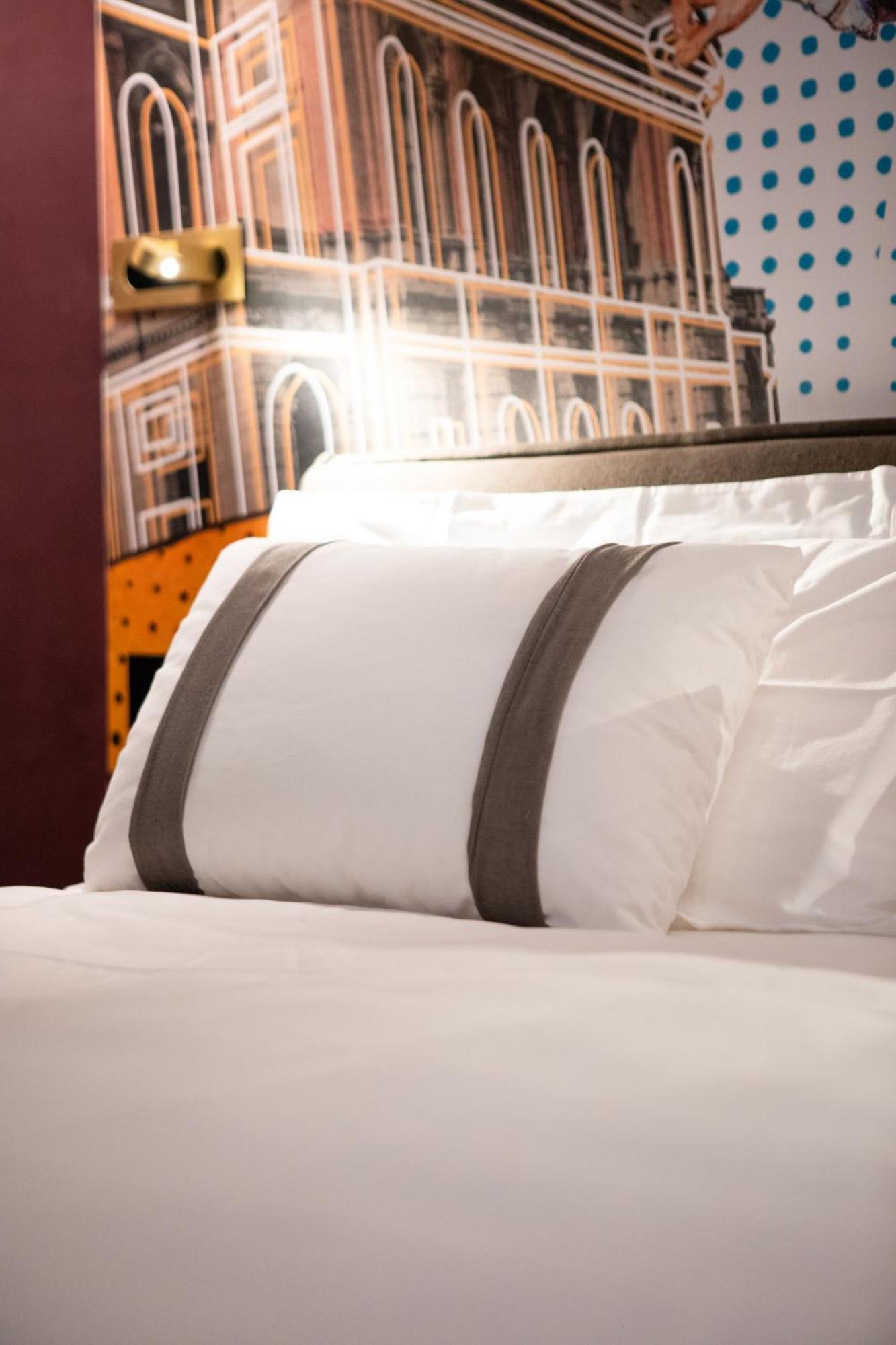 Pietrasanta Ai Teatri Bed & Breakfast ภายนอก รูปภาพ
