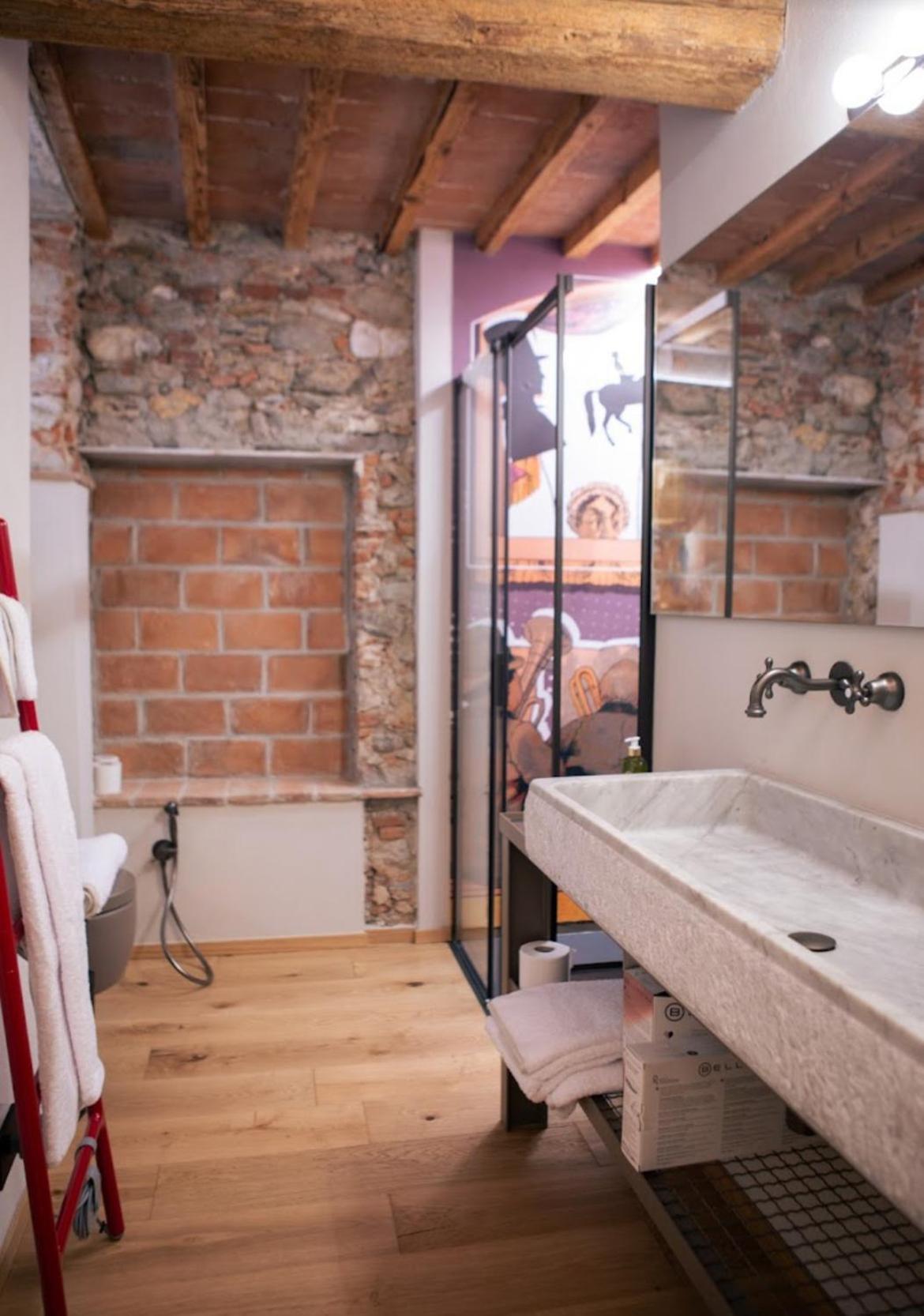 Pietrasanta Ai Teatri Bed & Breakfast ภายนอก รูปภาพ
